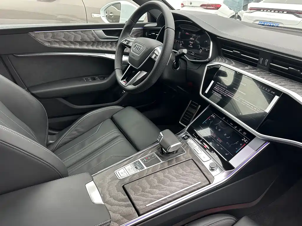 Audi A7 — фото 13