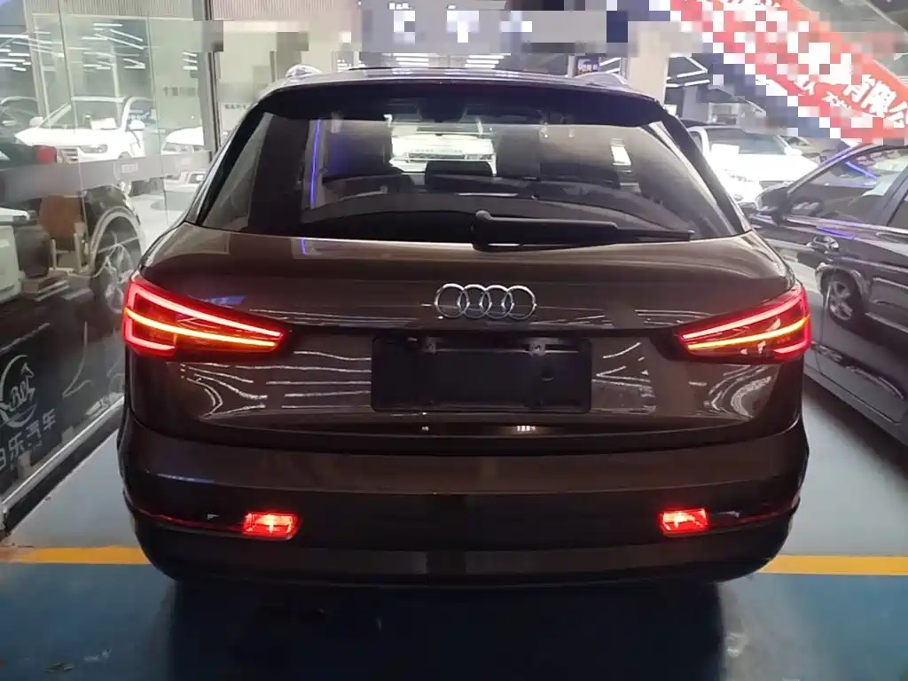 Audi Q3 — фото 6