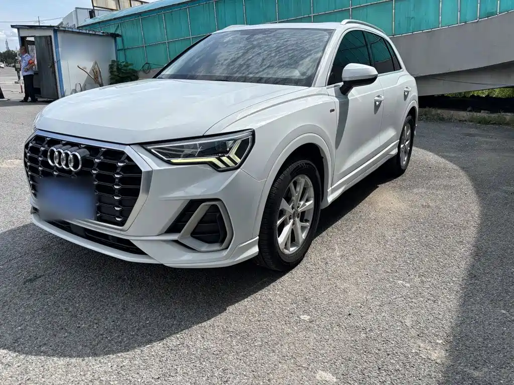 Audi Q3 — фото 2