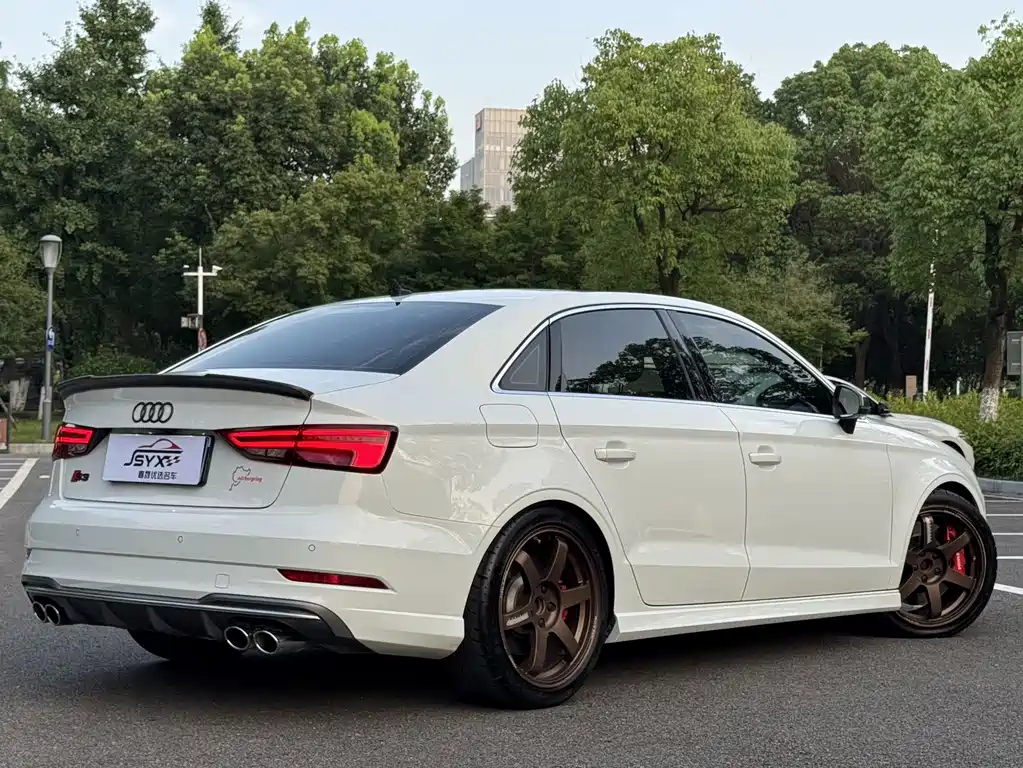 Audi S3 — фото 3