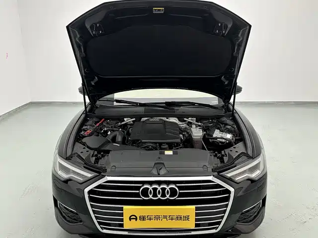Audi A6L — фото 8