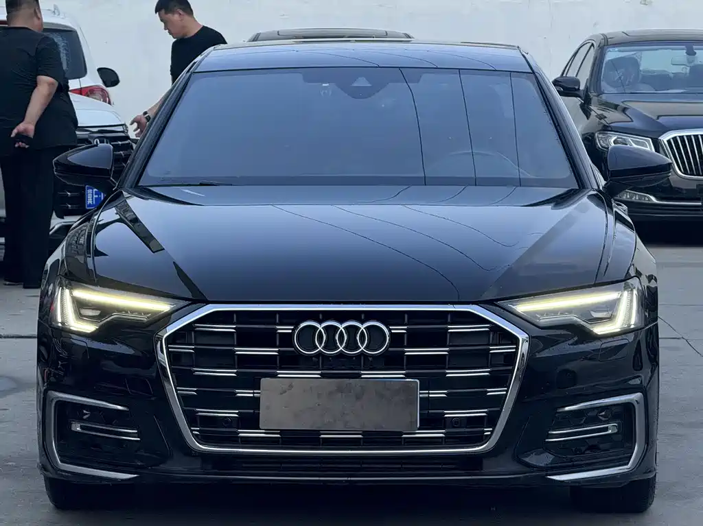 Audi A6L — фото 2