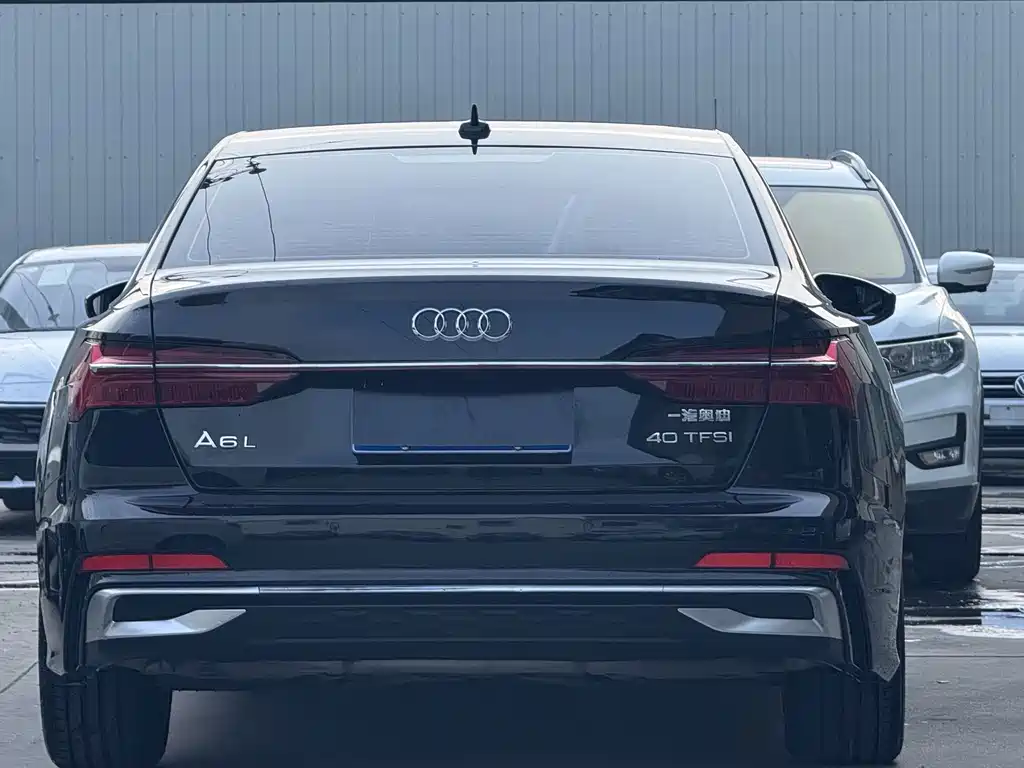 Audi A6L — фото 17