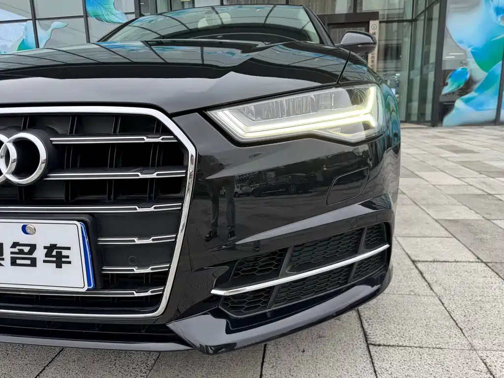 Audi A6L — фото 32