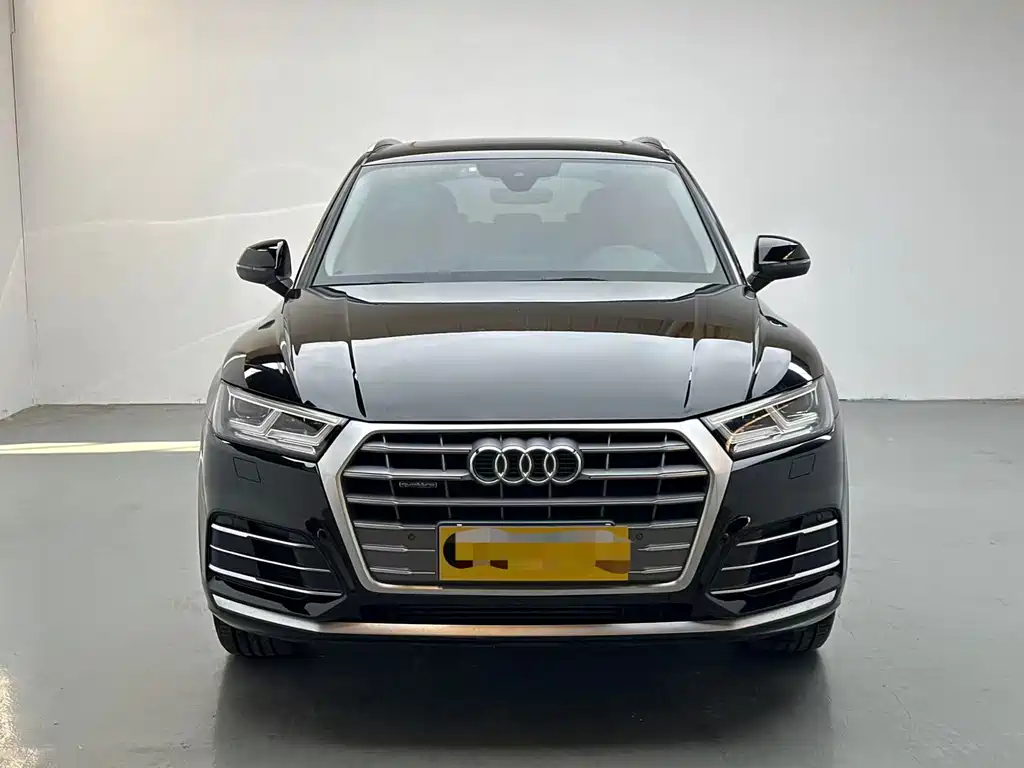 Audi Q5L — фото 2