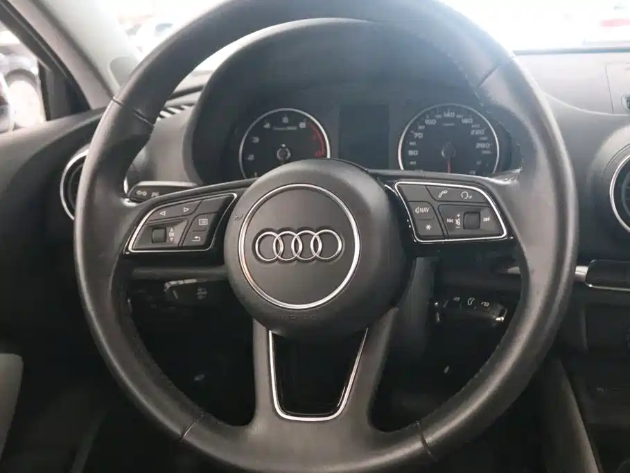 Audi A3 — фото 6