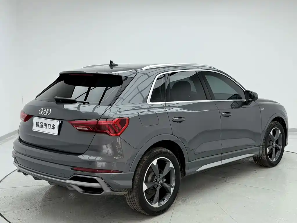 Audi Q3 — фото 4