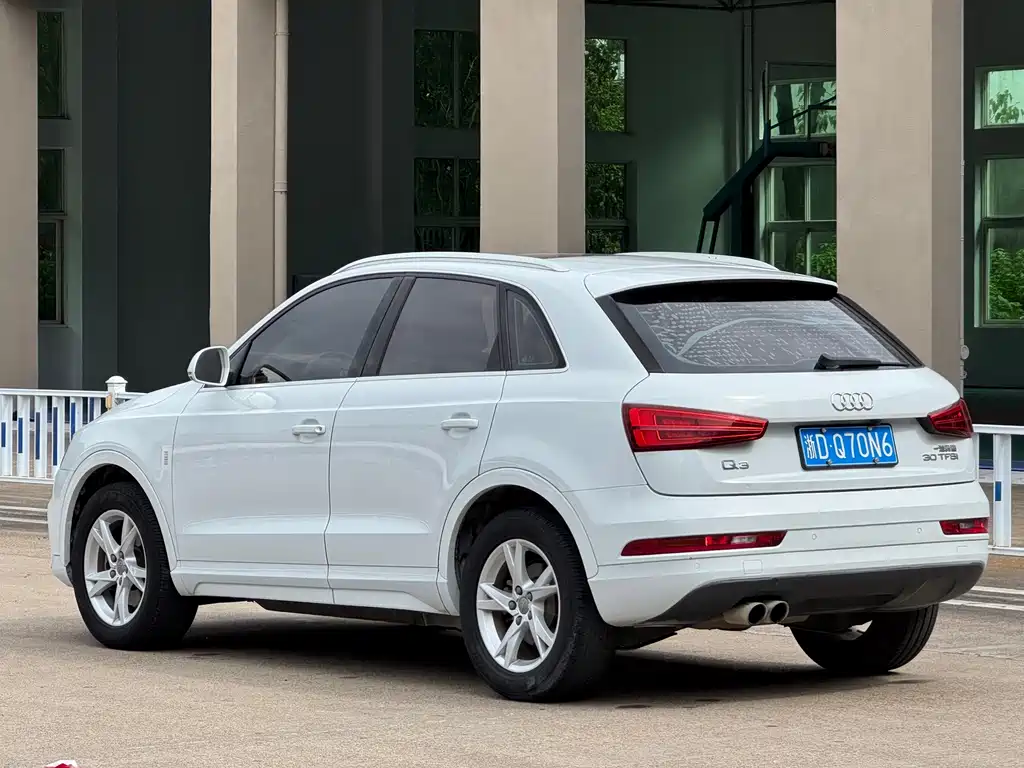 Audi Q3 — фото 3