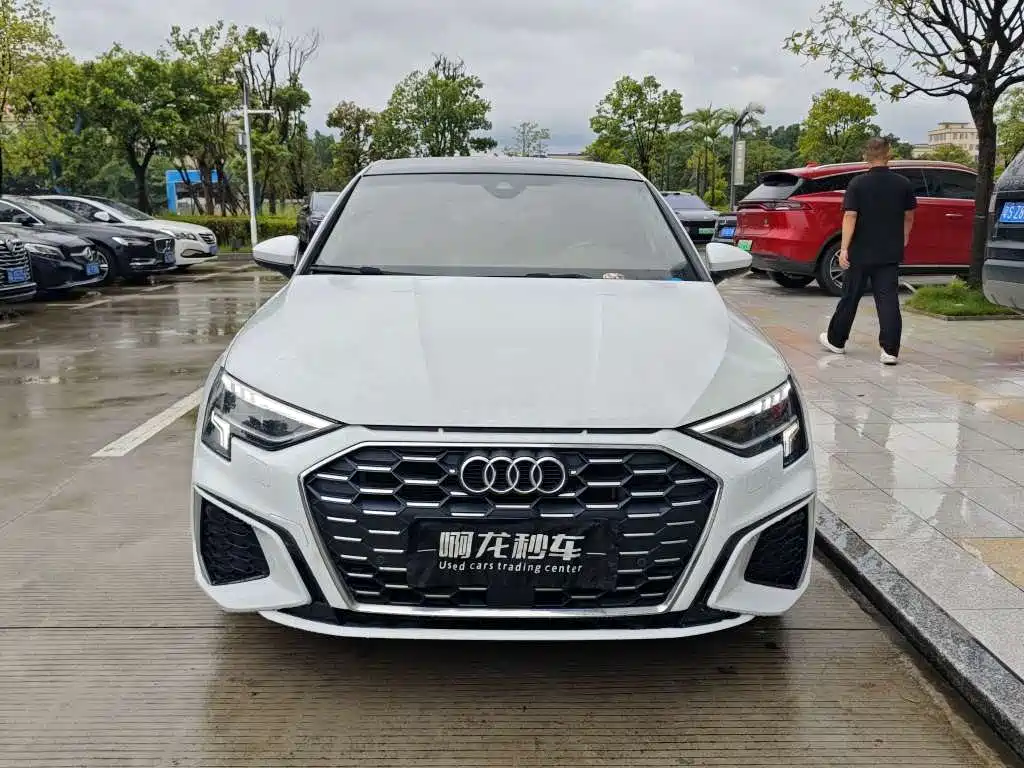 Audi A3 — фото 2