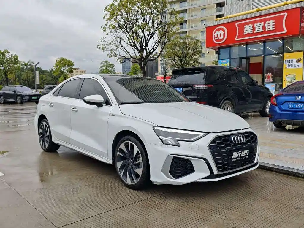 Audi A3 — фото 3