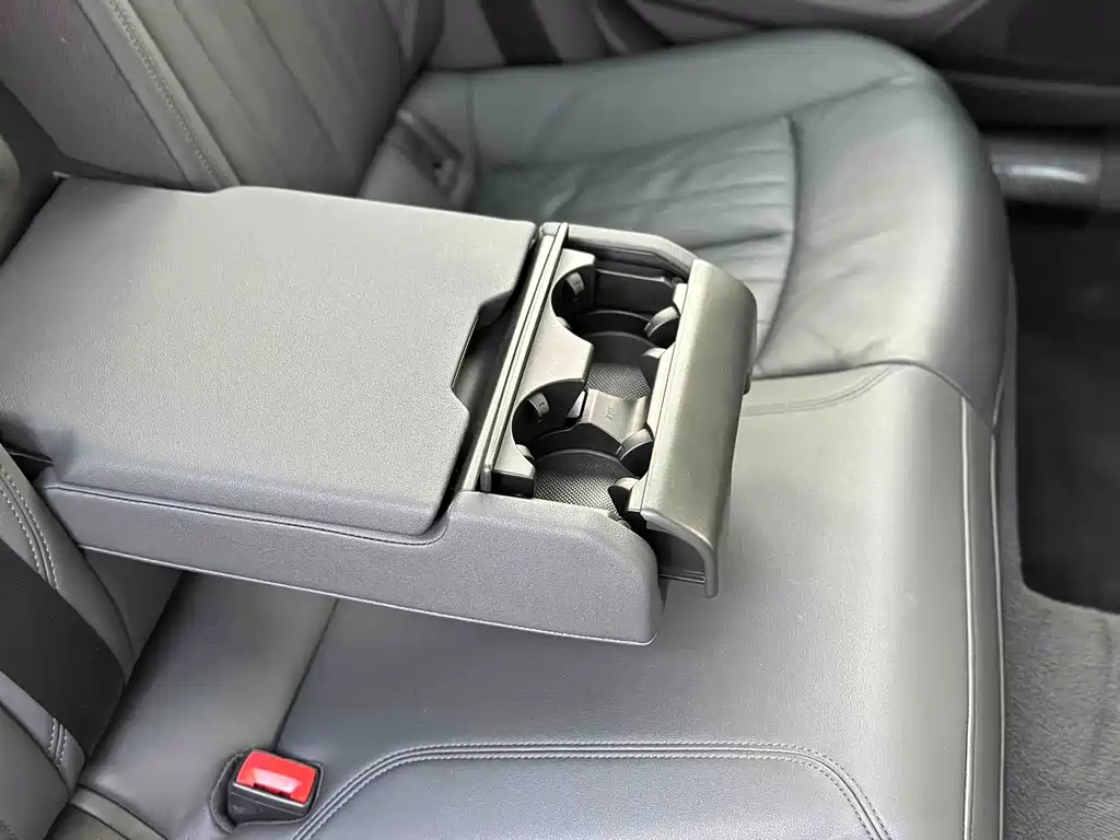 Audi A6 (Import) — фото 26