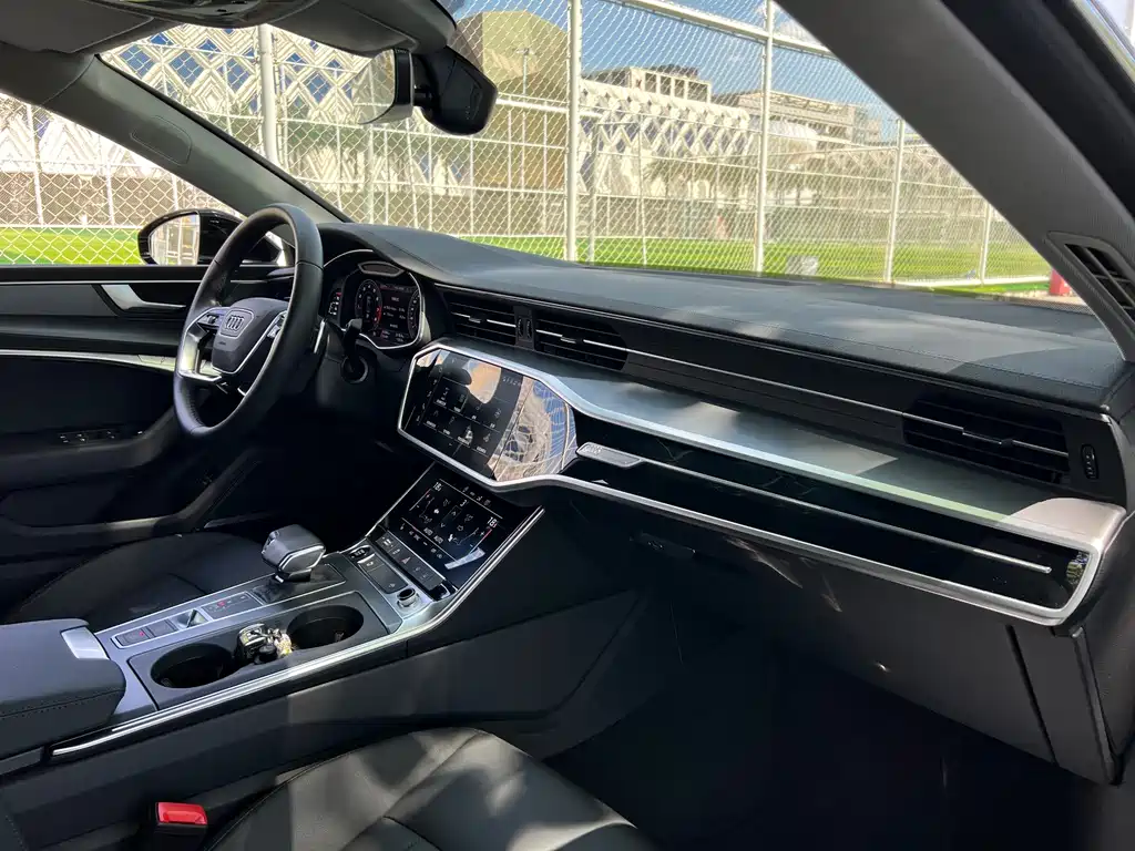 Audi A7 — фото 11