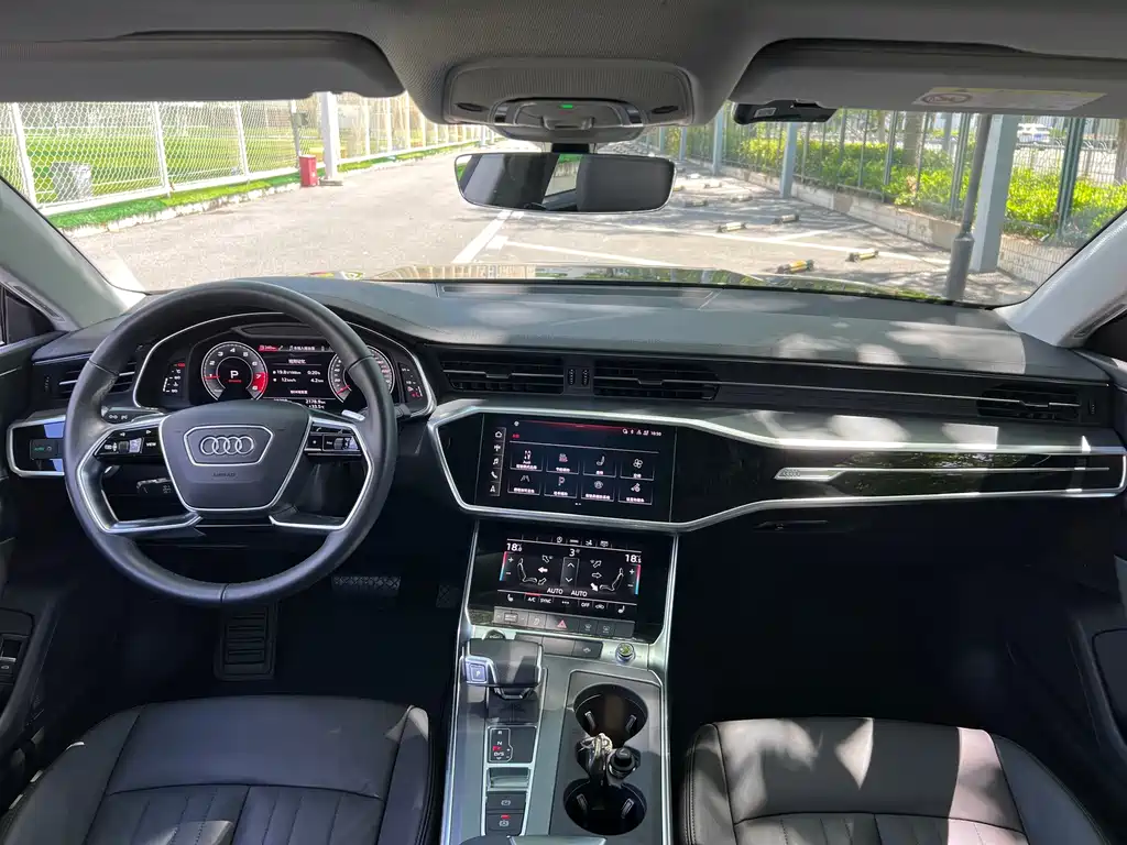 Audi A7 — фото 15