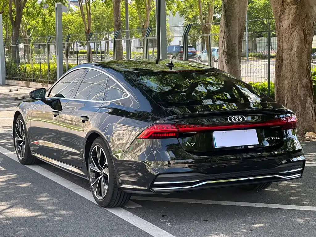 Audi A7 — фото 4