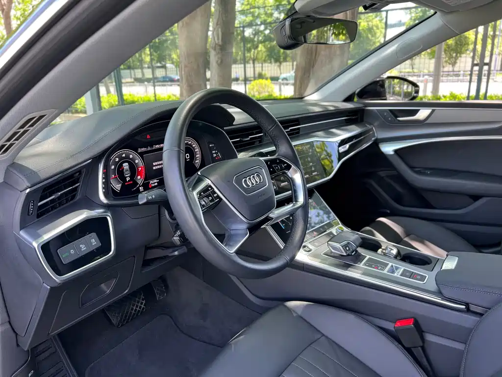 Audi A7 — фото 9