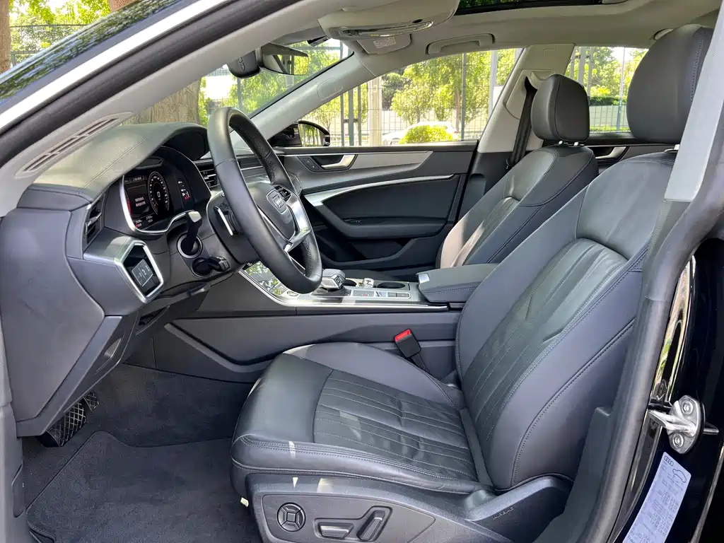 Audi A7 — фото 10