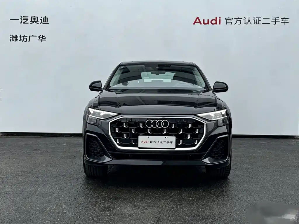 Audi Q8 — фото 2