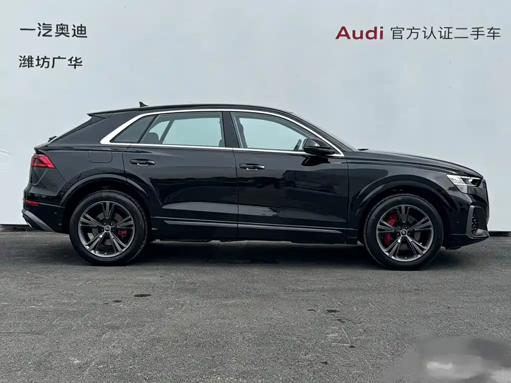 Audi Q8 — фото 3