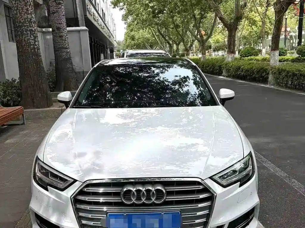 Audi A3 — фото 2