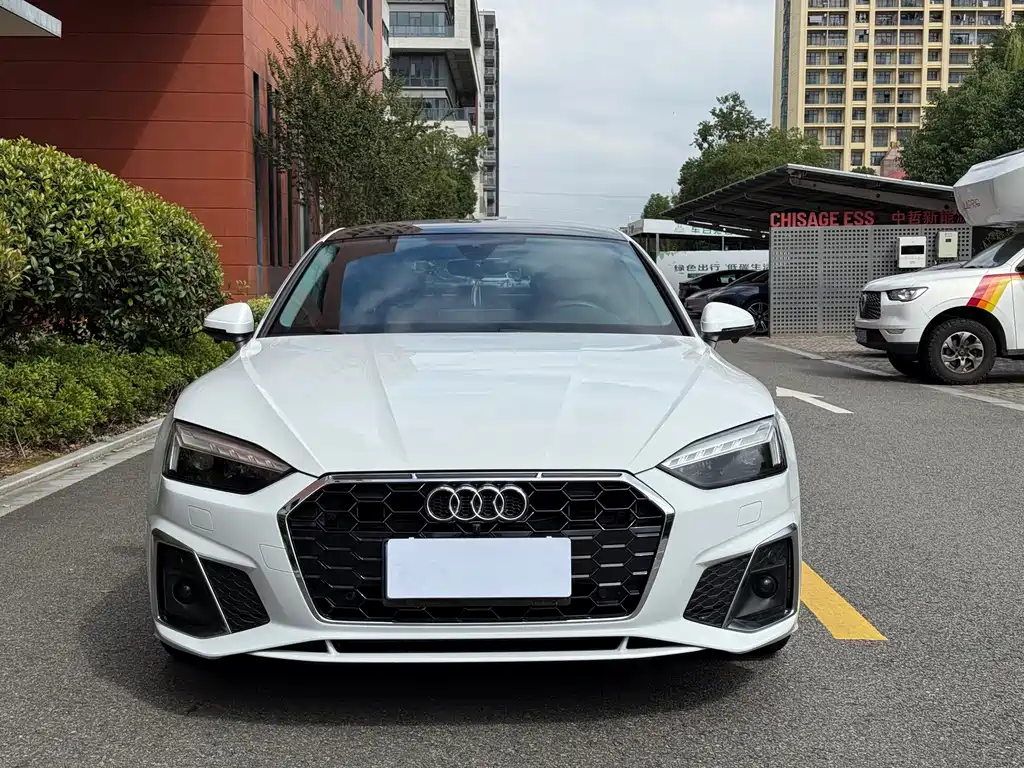 Audi A5 (Import) — фото 2