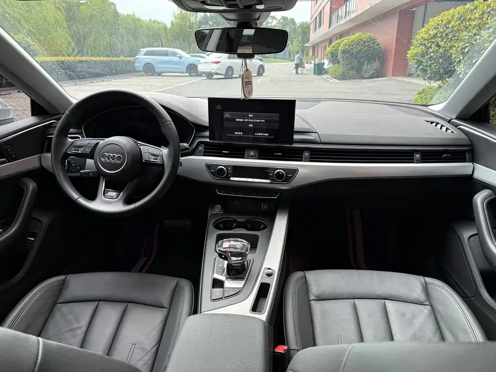 Audi A5 (Import) — фото 7