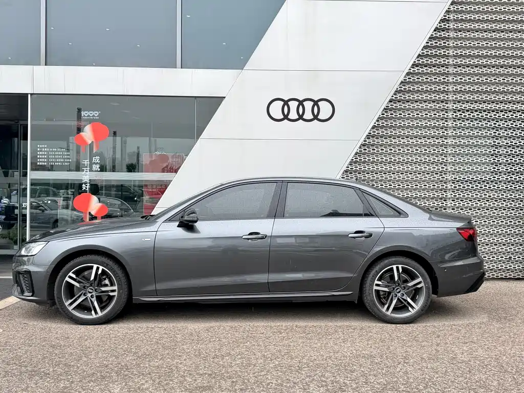 Audi A4L — фото 5