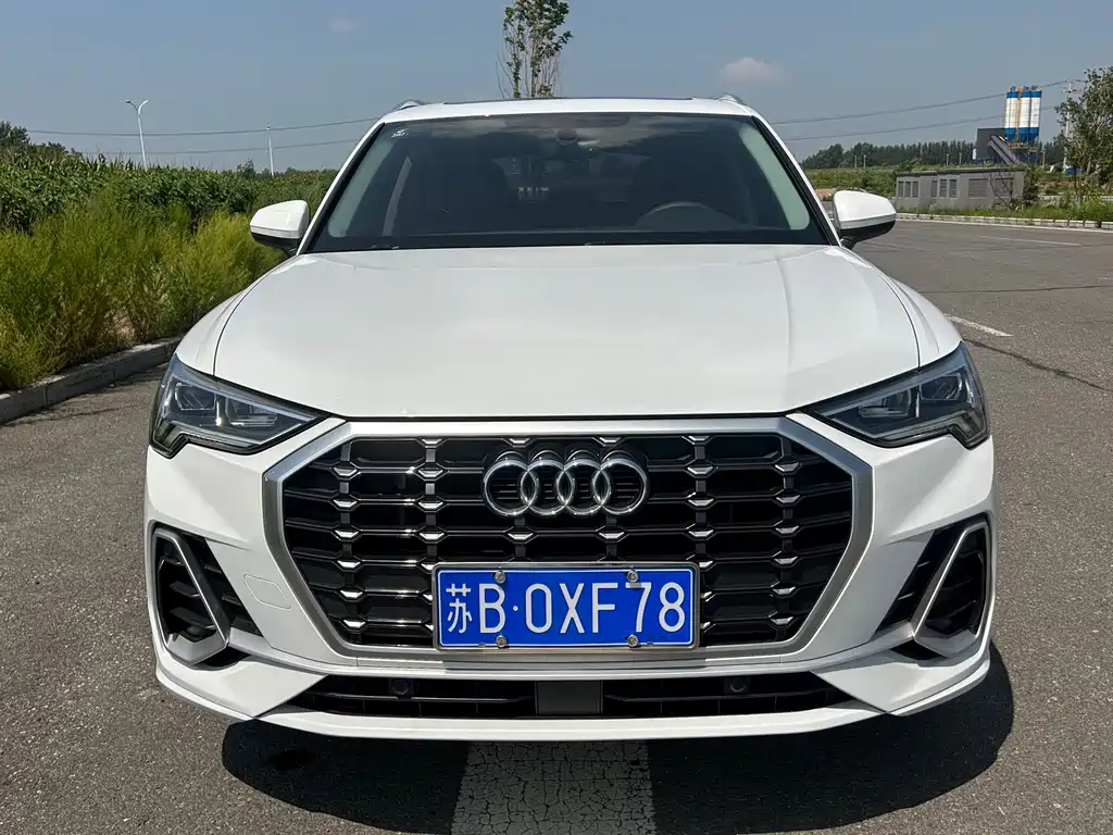 Audi Q3 — фото 2