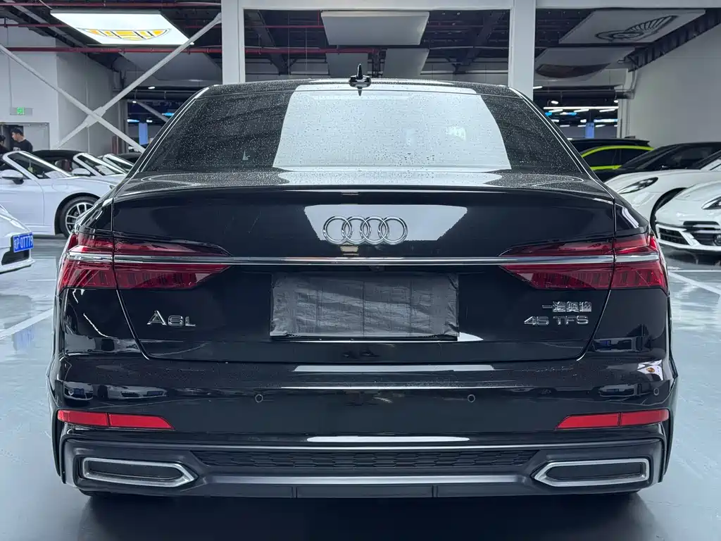 Audi A6L — фото 17