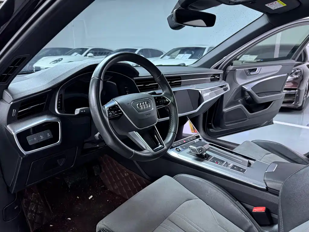 Audi A6L — фото 4