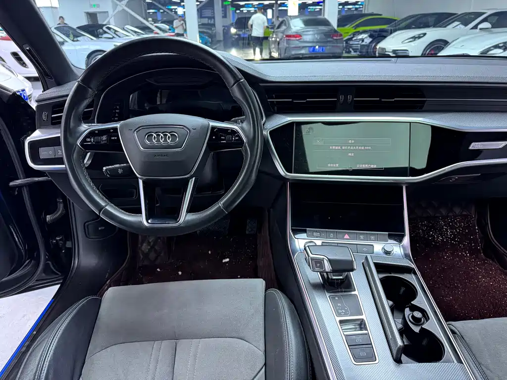 Audi A6L — фото 5