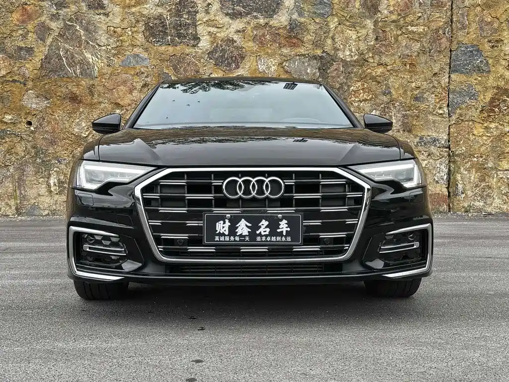 Audi A6L — фото 2