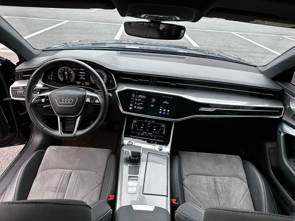 Audi A6L — фото 5