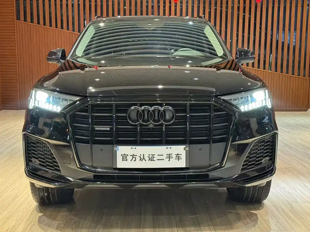 Audi Q7 — фото 2