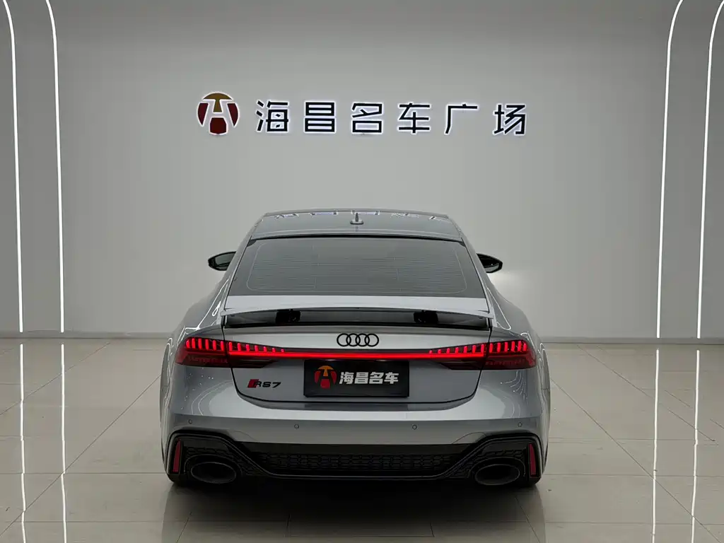 Audi RS 7 — фото 8