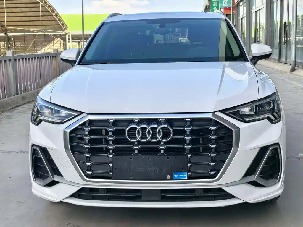 Audi Q3 — фото 2