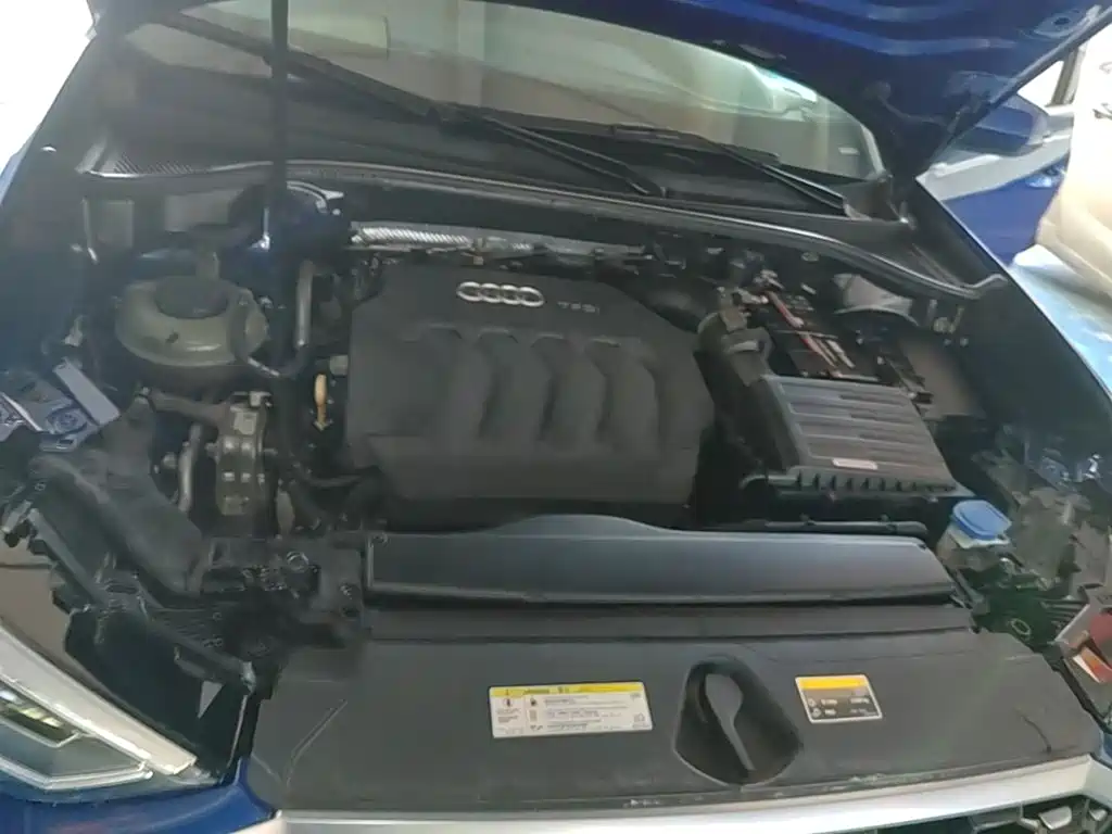 Audi Q3 Sportback — фото 20