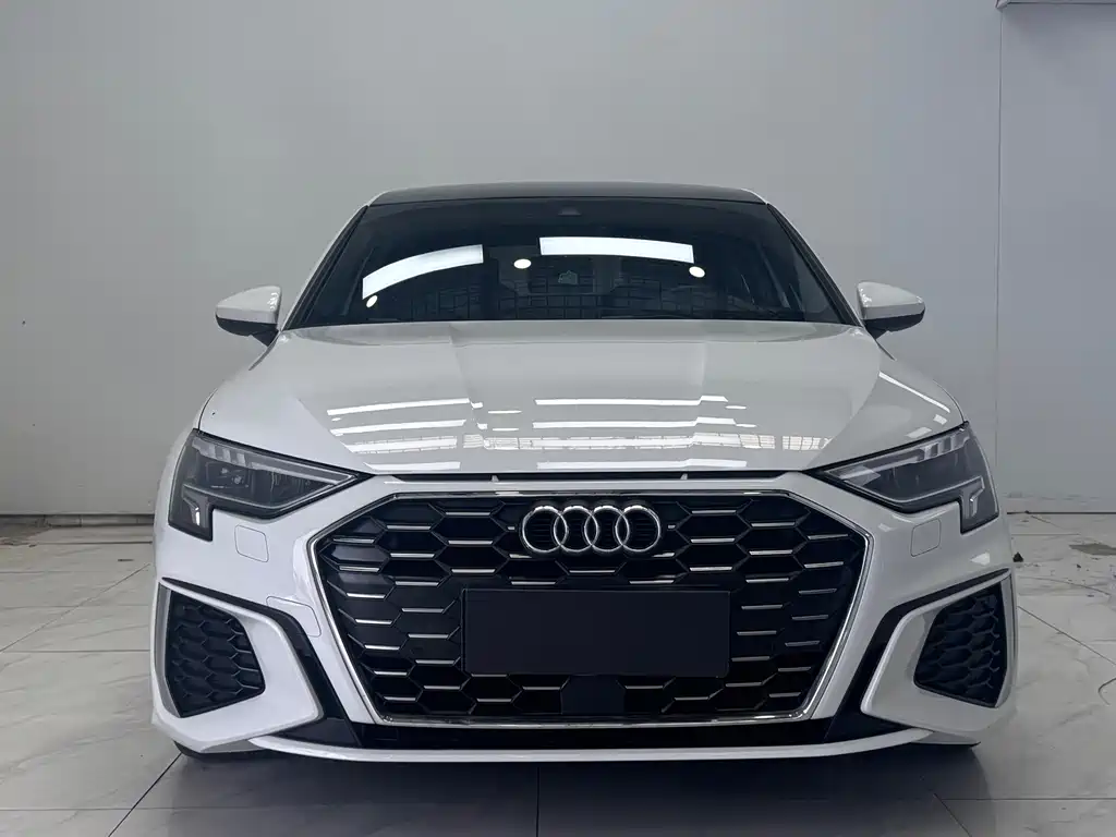 Audi A3 — фото 2