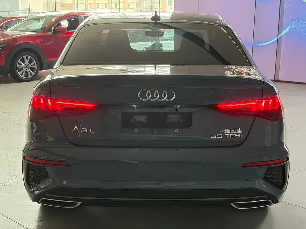 Audi A3 — фото 8