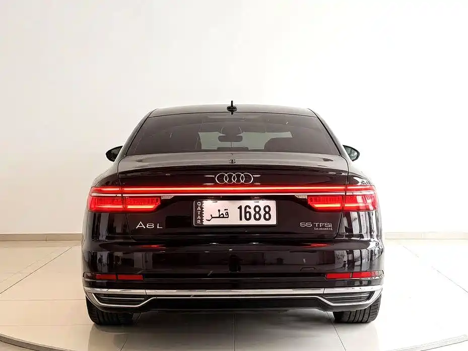 Audi A8 — фото 8