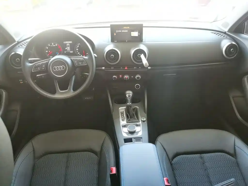 Audi A3 — фото 10