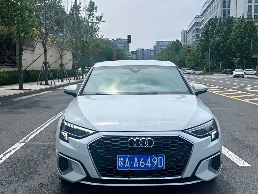 Audi A3 — фото 2