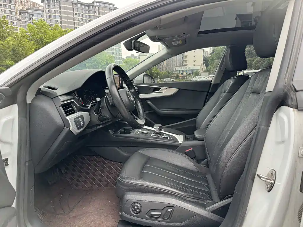 Audi A5 (Import) — фото 7