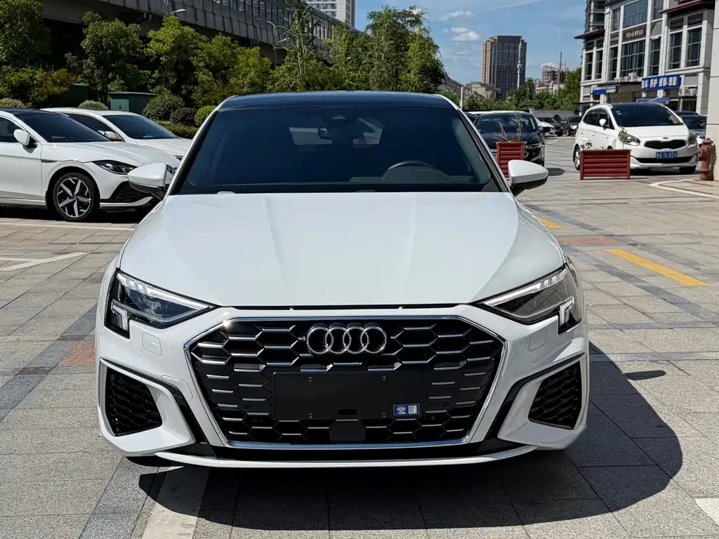 Audi A3 — фото 2