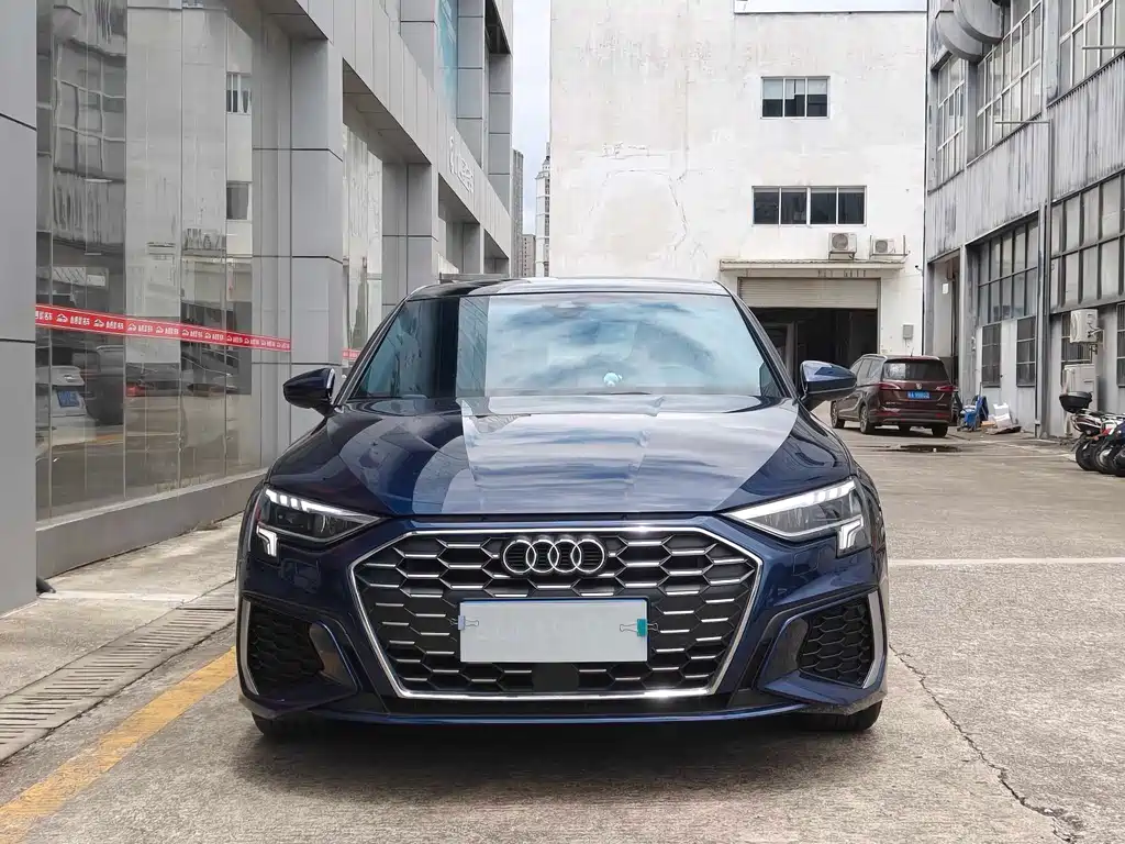 Audi A3 — фото 2