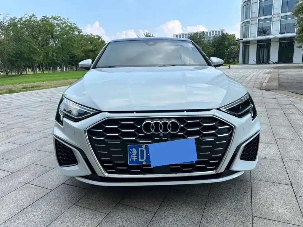 Audi A3 — фото 2
