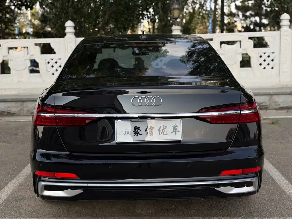 Audi A6L — фото 21