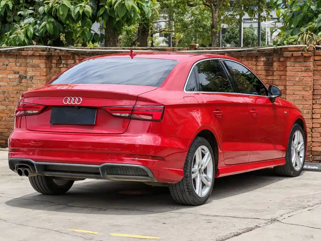 Audi A3 — фото 18