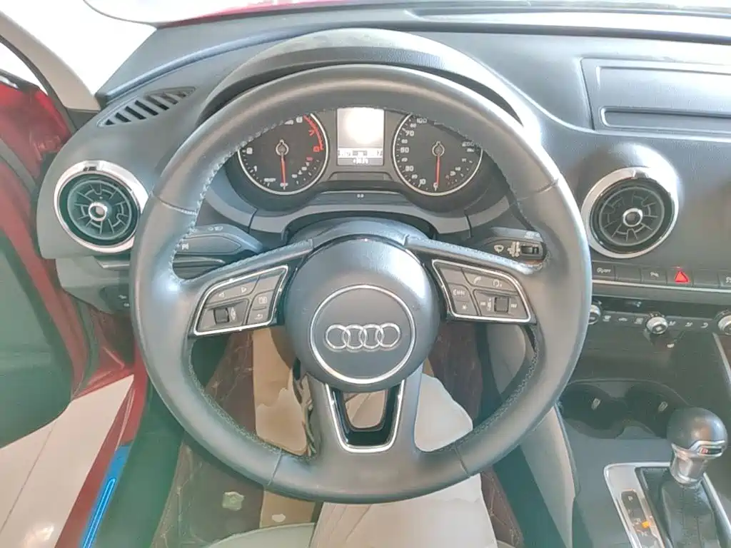 Audi A3 — фото 11