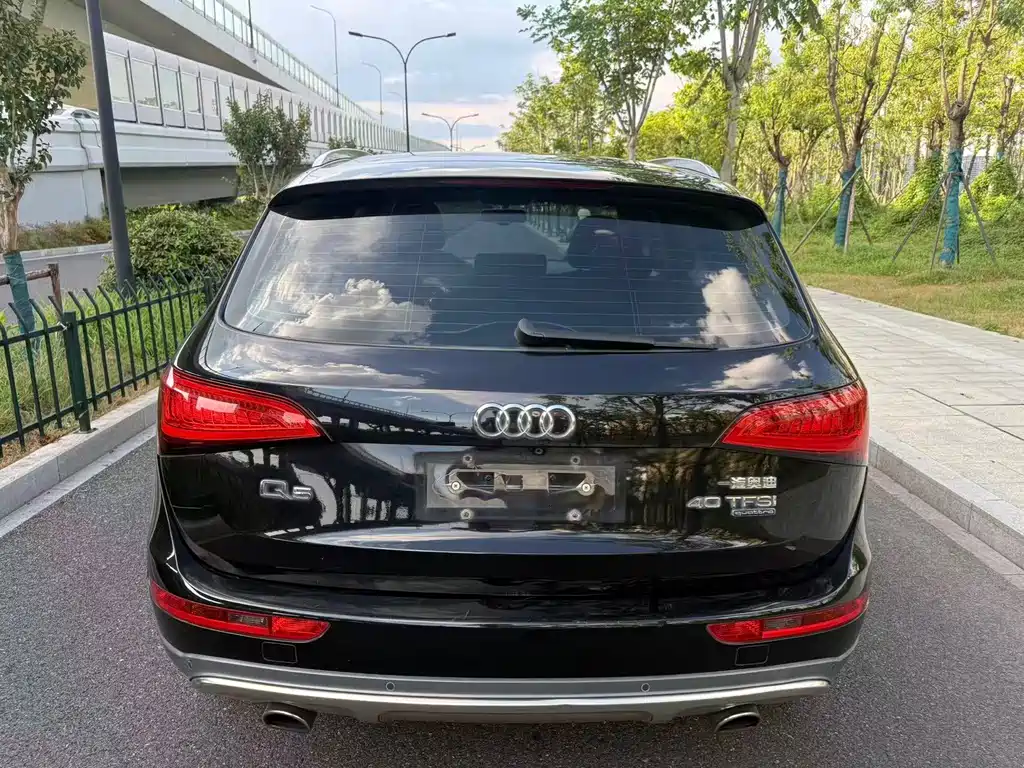 Audi Q5 — фото 5