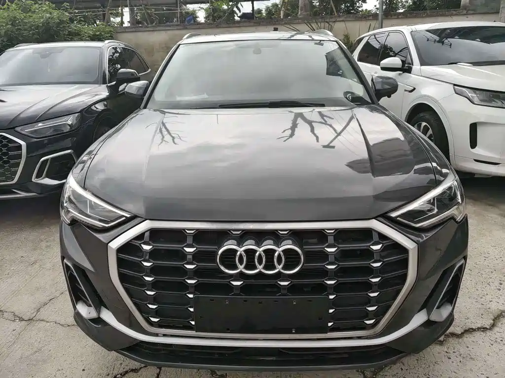 Audi Q3 — фото 2